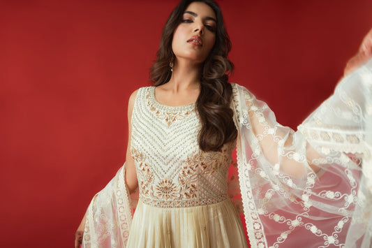 Affordable Luxury: Why You Don't Need to Spend Rs.25,000 to Look Elegant