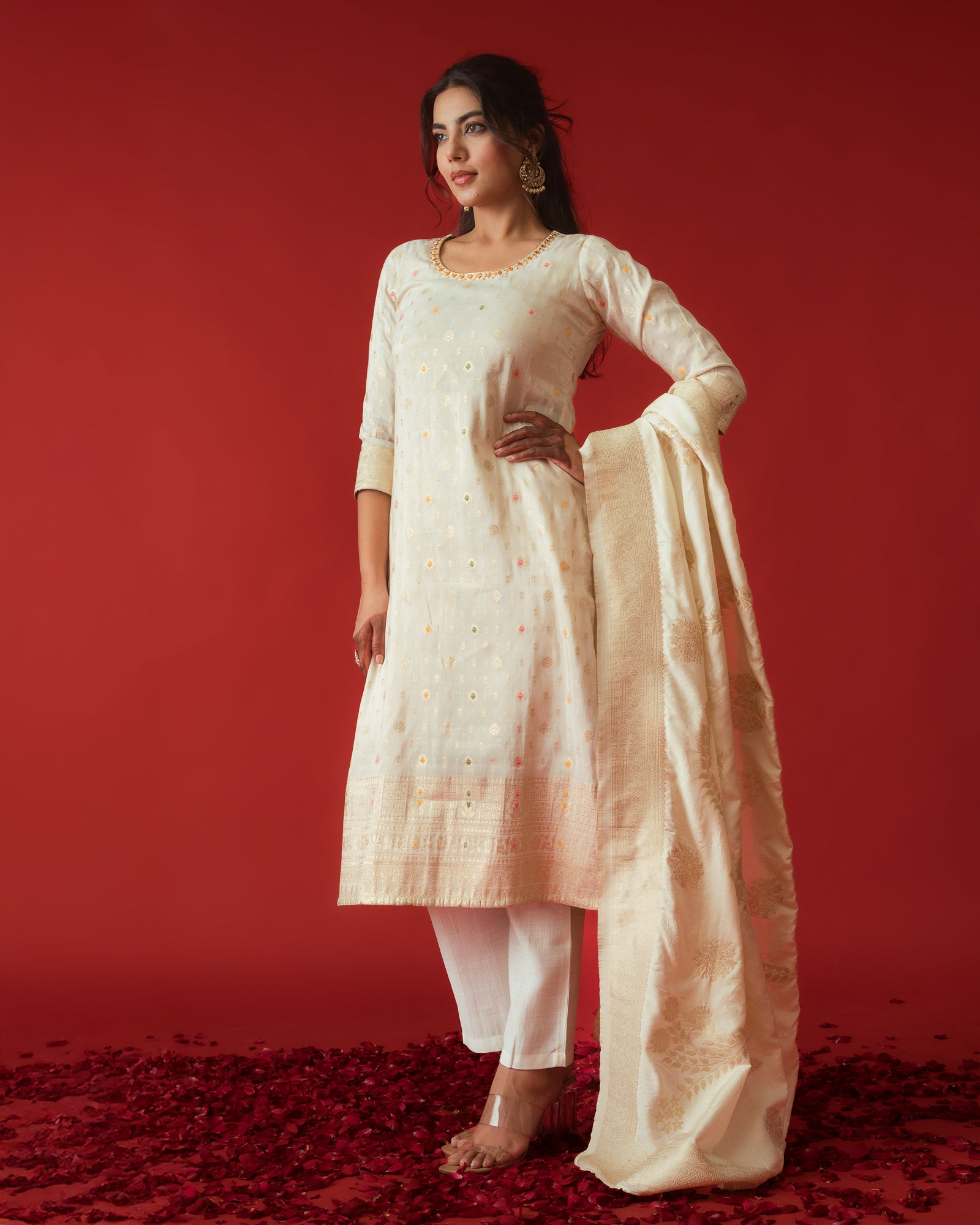 Buraakh-1074 copy.jpg__PID:3e995aca-1f12-4eb0-a775-bb18501b7e32