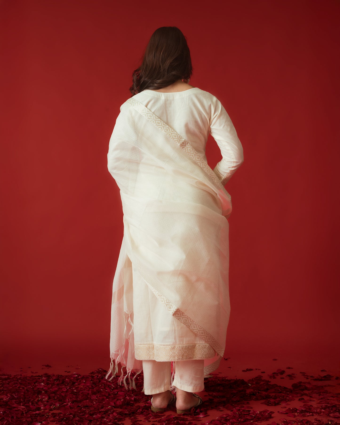 Buraakh-1129 copy.jpg__PID:e775bb18-501b-4e32-8f19-83b93707ba22