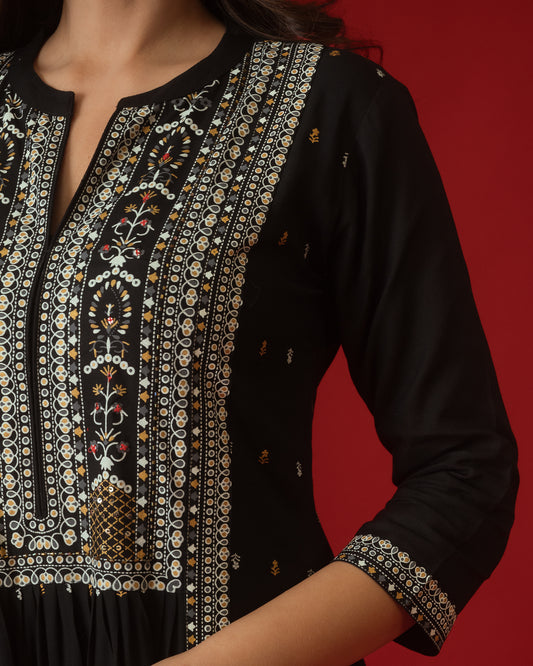 Buraakh-298 copy.jpg__PID:f17f865b-8014-4933-b05e-306e99b29173