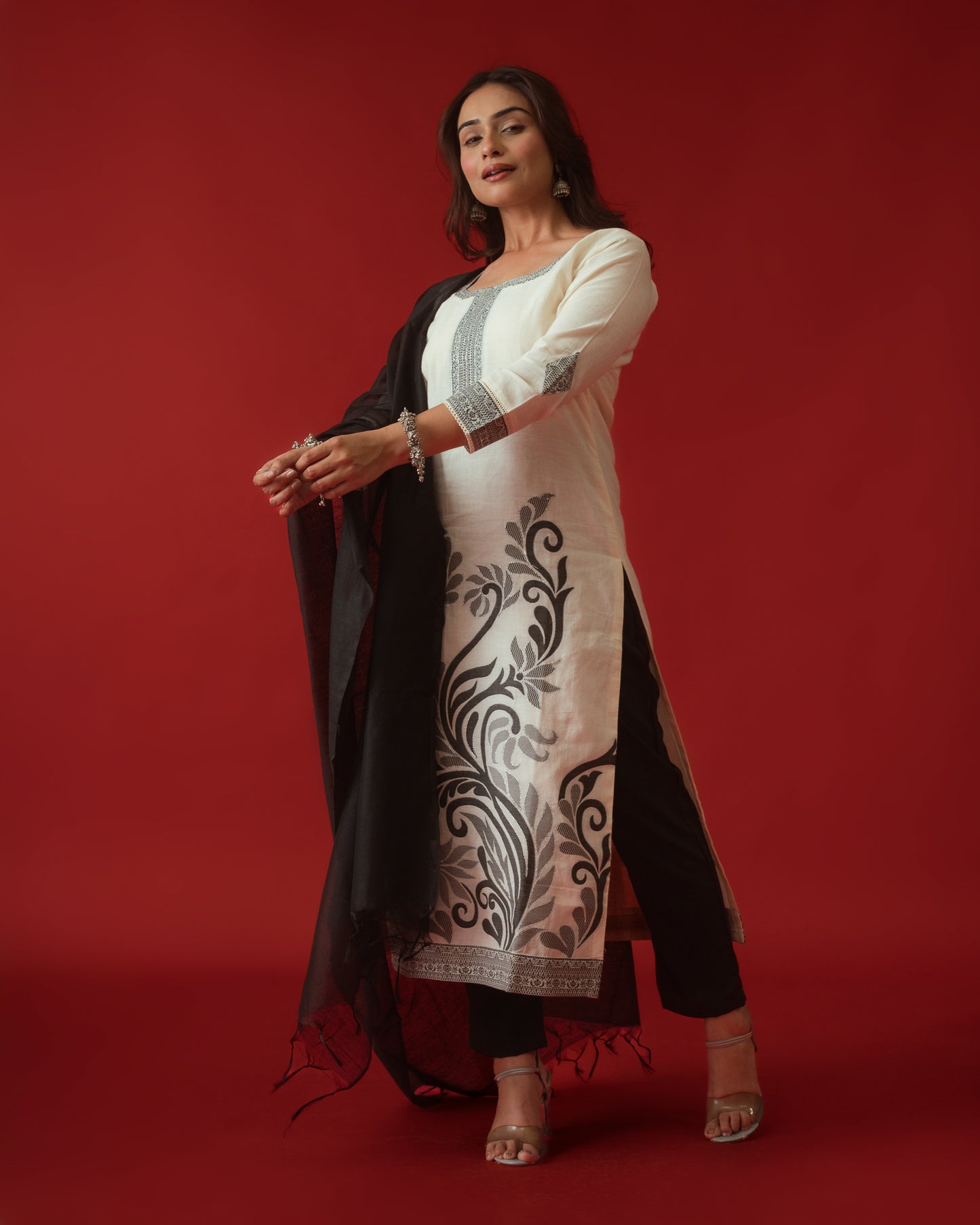 Buraakh-340 copy.jpg__PID:8014d933-b05e-406e-99b2-9173cbf458a8