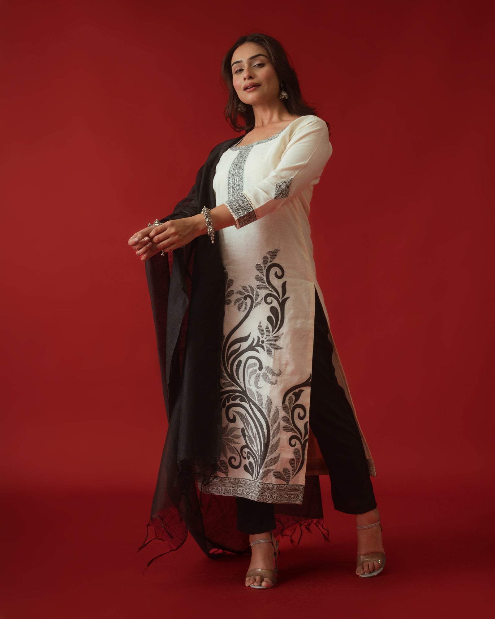 Buraakh-340 copy.jpg__PID:8014d933-b05e-406e-99b2-9173cbf458a8