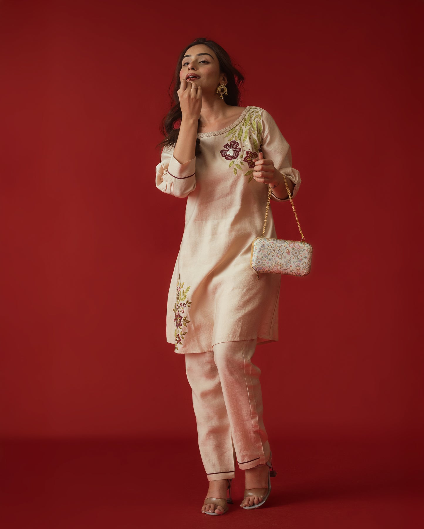 Buraakh-477 copy.jpg__PID:5ce9b25a-9d14-4cc4-a5af-c7b4c7fe29d9