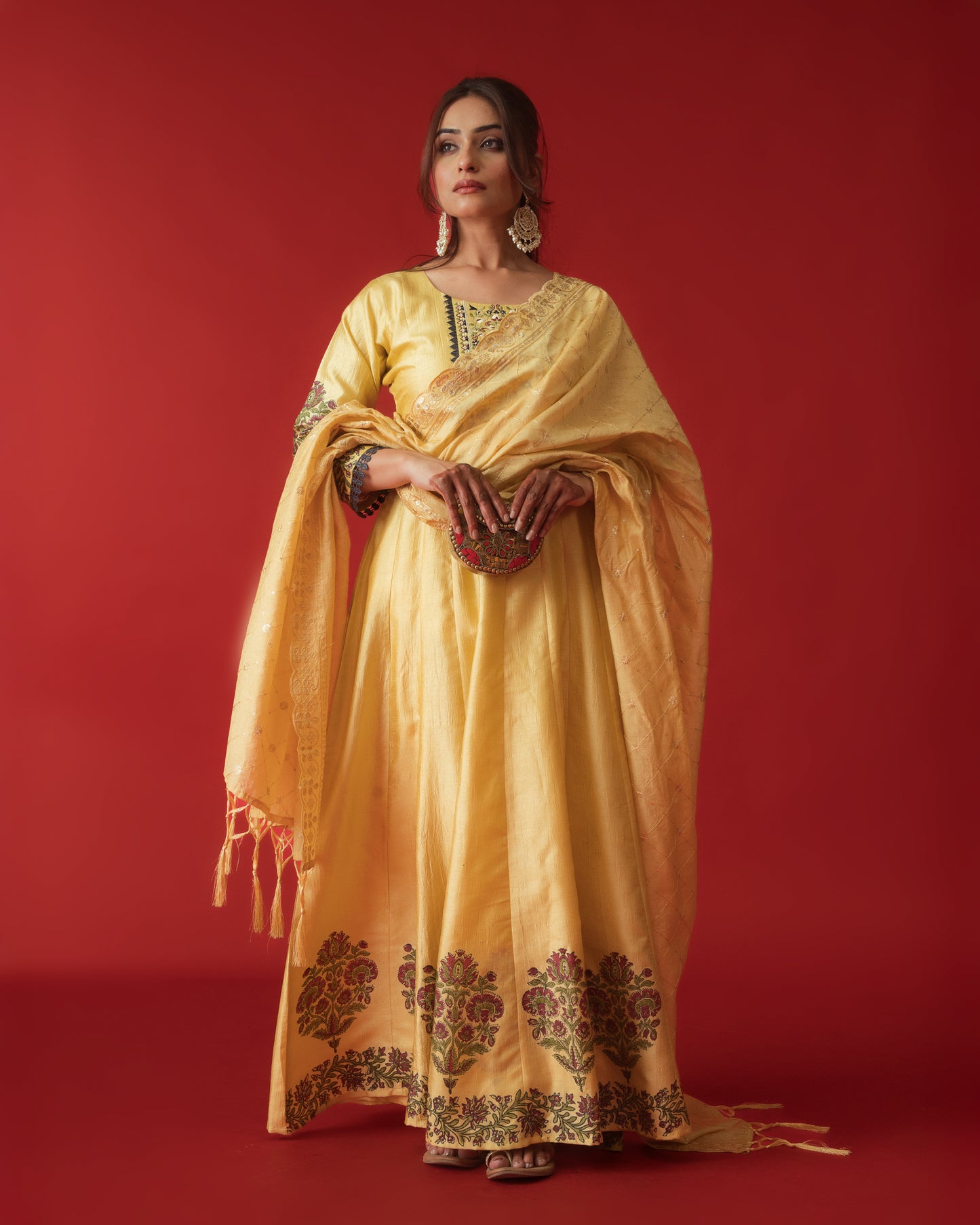 Buraakh-910 copy.jpg__PID:c6a0d7bc-540a-40e1-999f-079c052ffb84